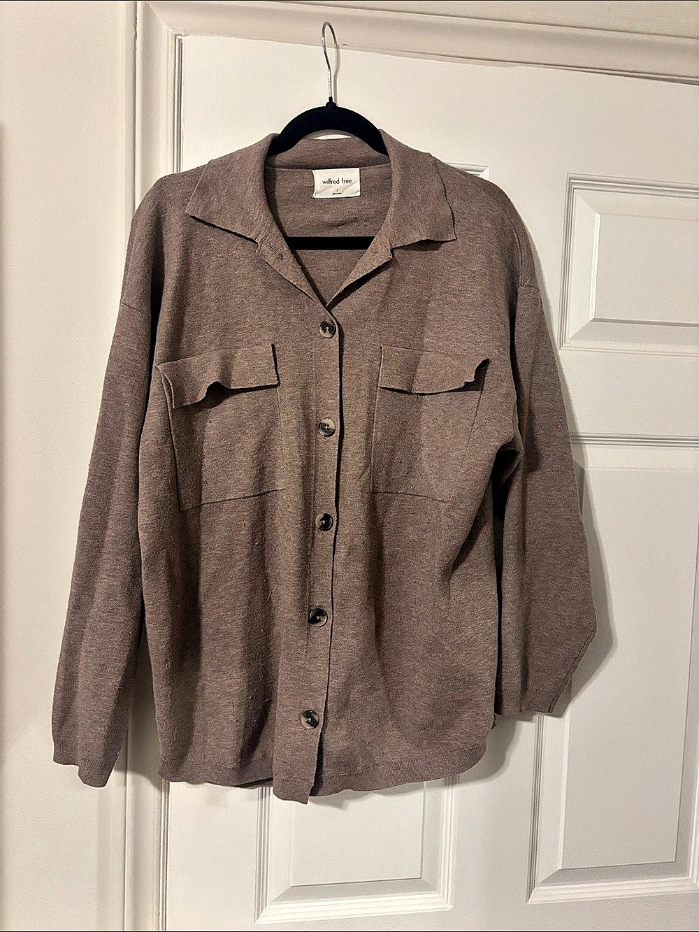 Wilfred Free Long Sleeve Button Down in light Brown/ taupe Size Small